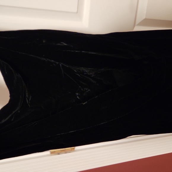 Lafayette 148 Formal Gown - Picture 4 of 6